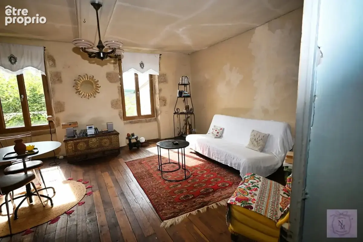 À vendre : maison de caractère à Saint-Honoré-les-Bains - photo 3