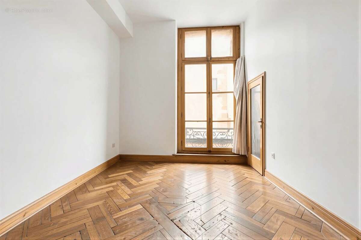 Appartement à PARIS-4E