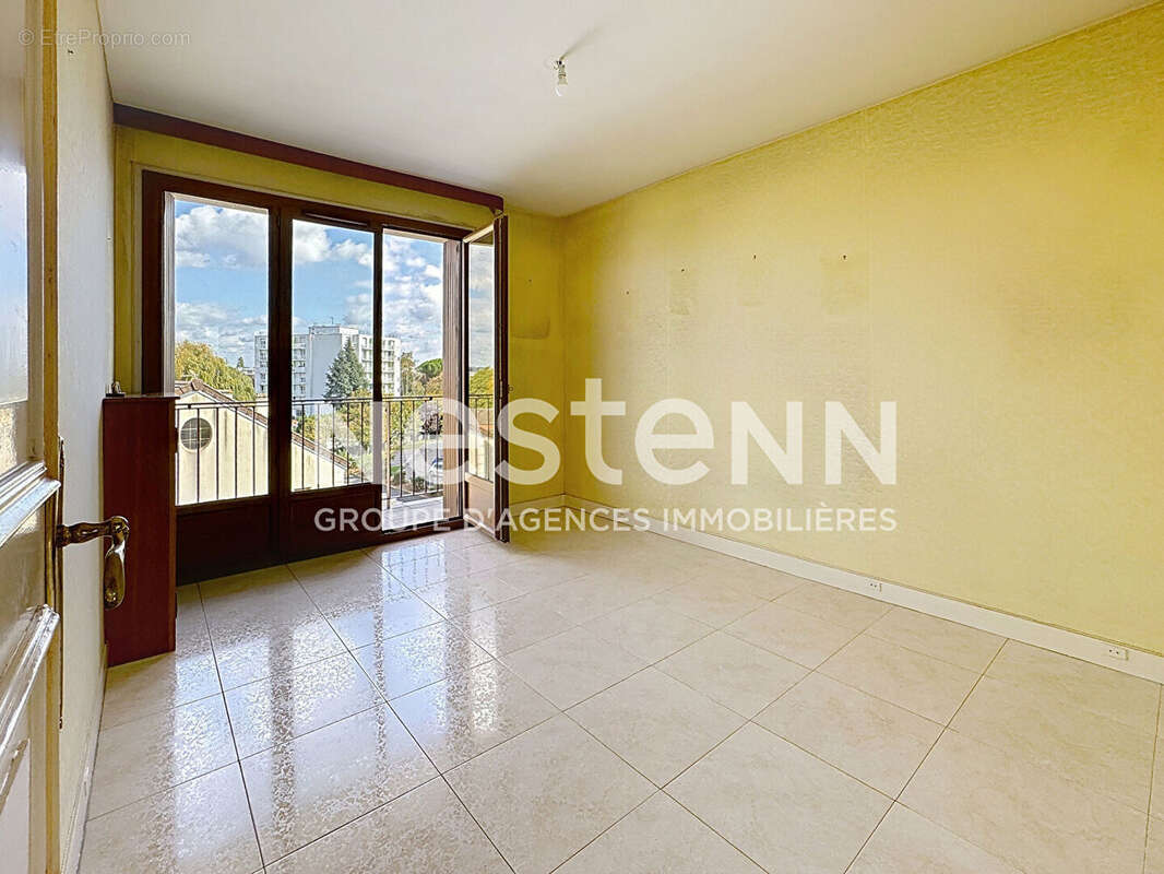 Appartement à VIRY-CHATILLON