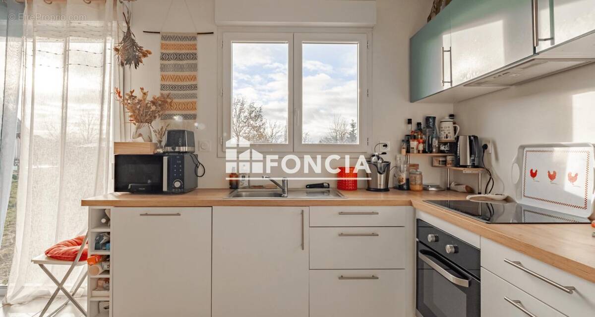 Maison à CINQ-MARS-LA-PILE