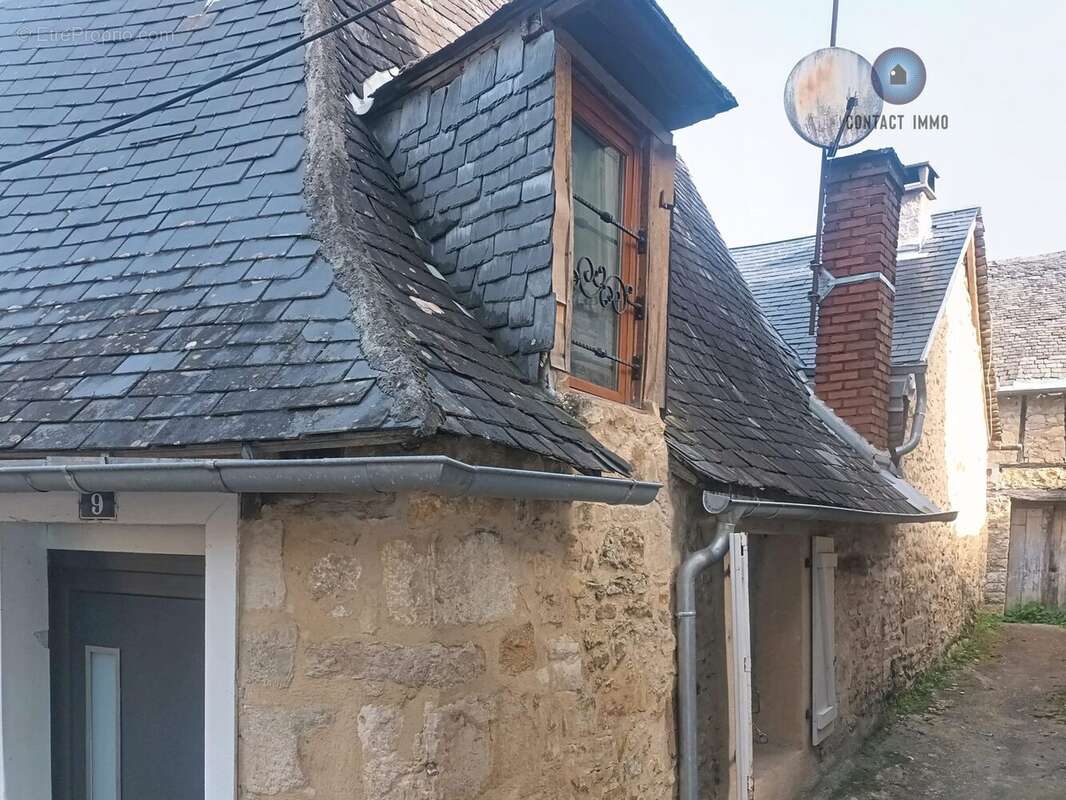 Maison à TERRASSON-LAVILLEDIEU