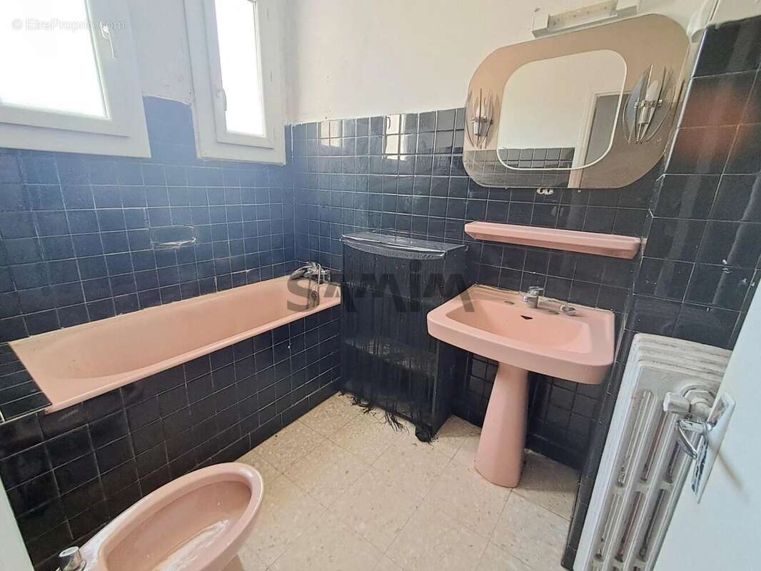 À vendre à Saint-Hippolyte-Du-Fort : maison de village avec - photo 12