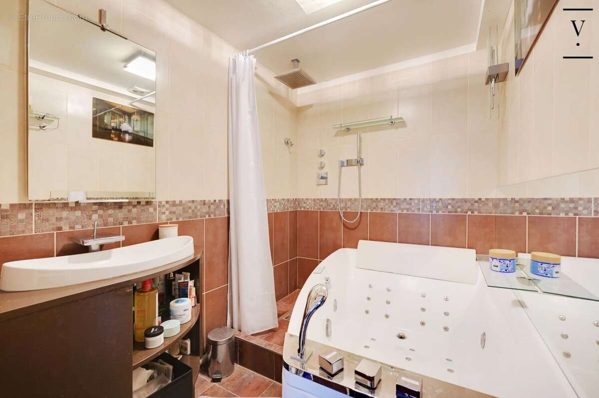 Appartement à PARIS-4E