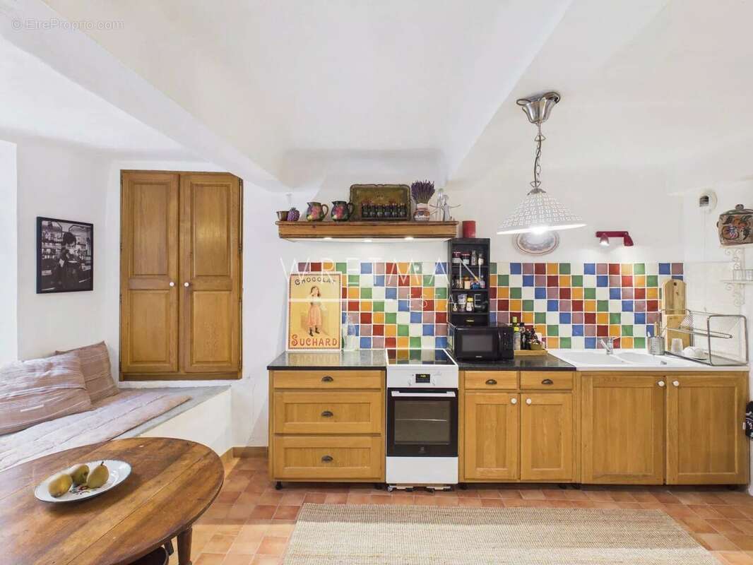 Appartement à MONTAUROUX