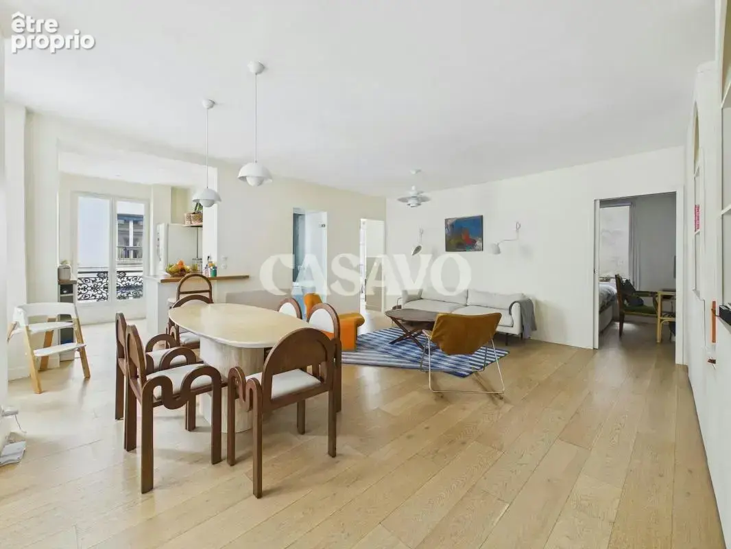 Vente Appartement 4 pièces de 65m² - 75010 Paris - photo 2