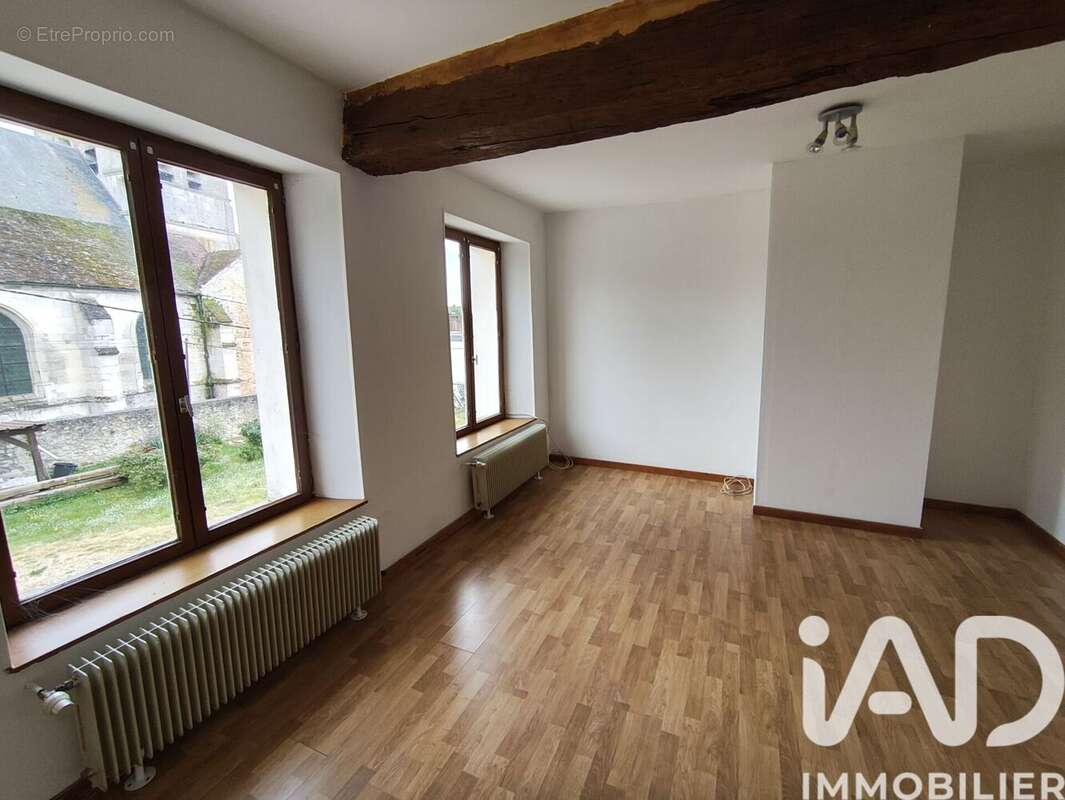 Maison 278 m² à Coulonges-Cohan  - photo 6