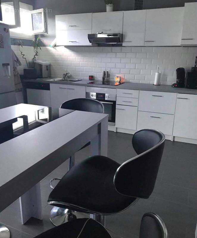 Maison à vendre 7 pièces LEZOUX (63) - photo 4