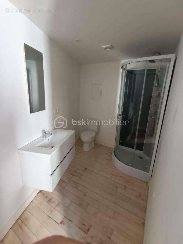Maison de Ville de type 4 de 105 m2 entièrement Rénovée avec 2 Terrasses - photo 9