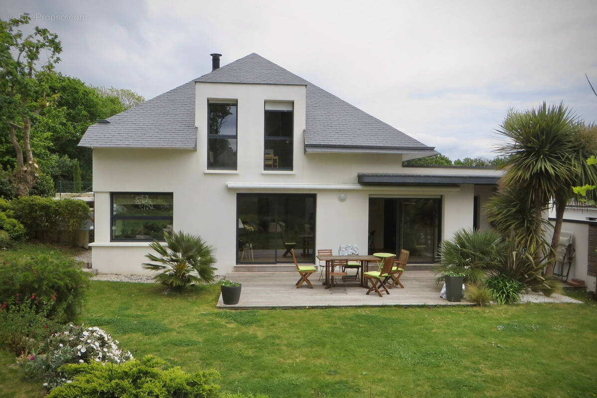 Maison à BONO