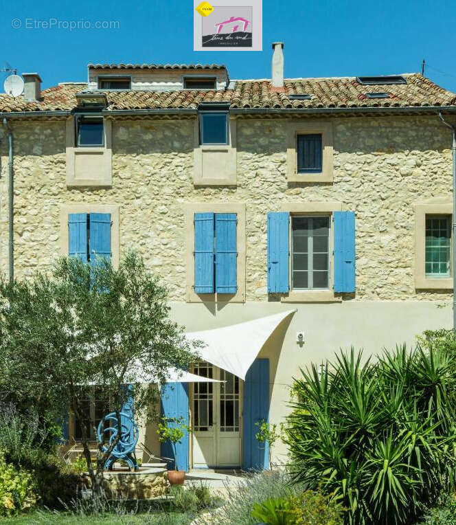 Maison à FLEURY