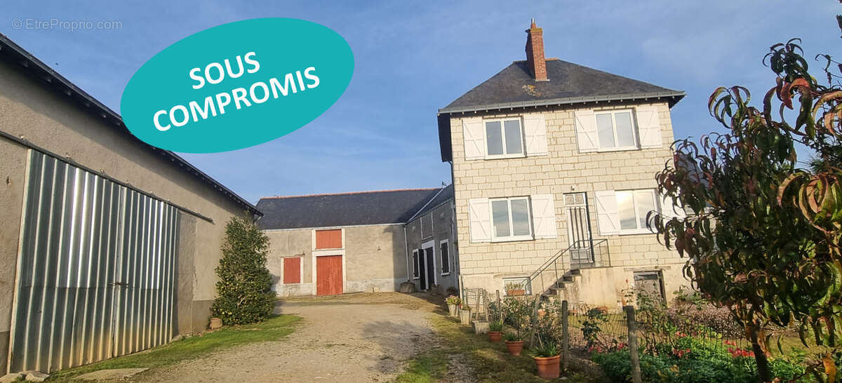 Maison à BRISSAC-QUINCE