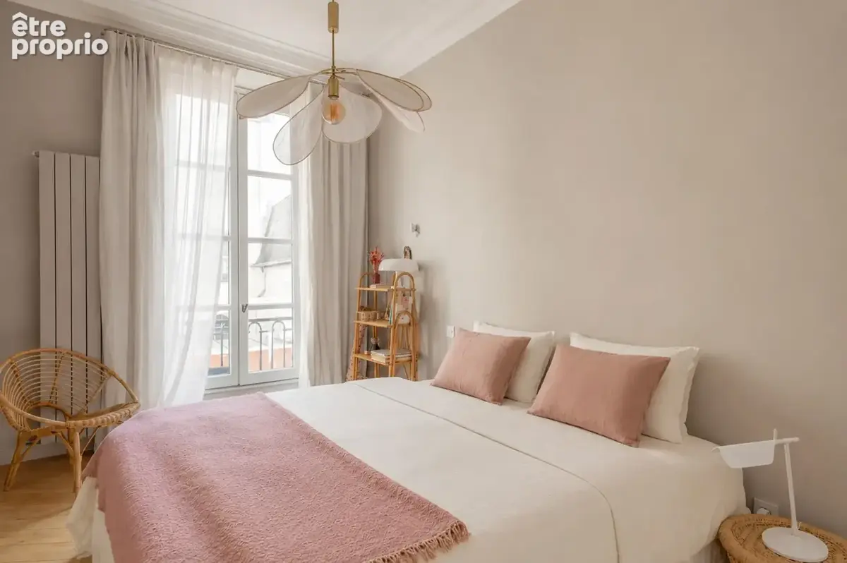 Appartement traversant calme et lumineux PARIS 1er — MARCHÉ SAINT-HONORÉ / PLACE VENDÔME - photo 14