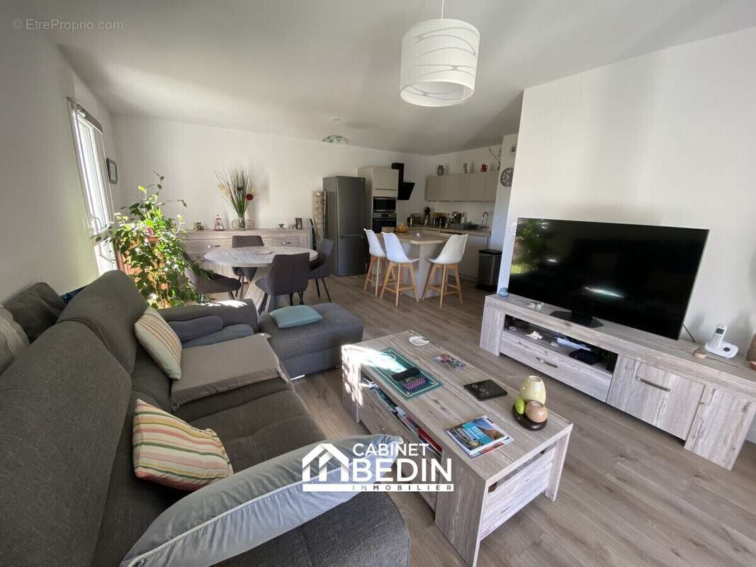 Appartement à SEYRESSE