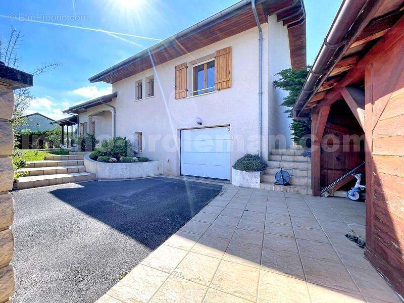 veiller_00014 - Maison à MONNETIER-MORNEX