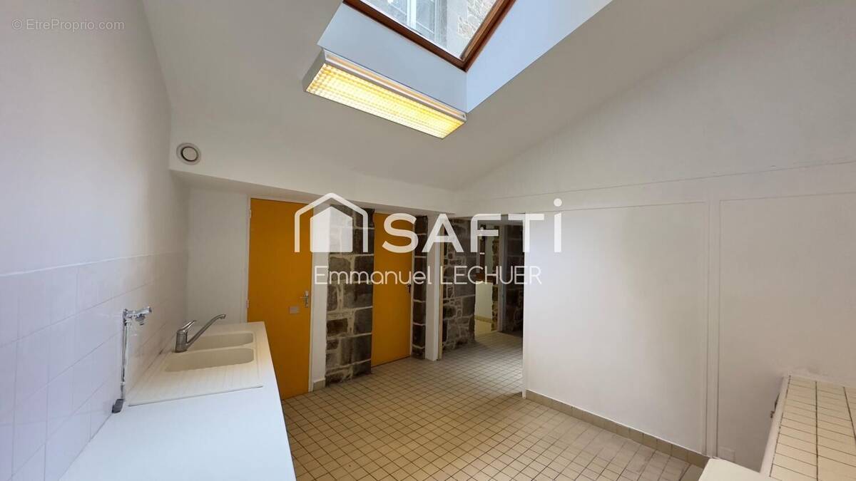 Photo 1 - Commerce à SAINT-BRIEUC