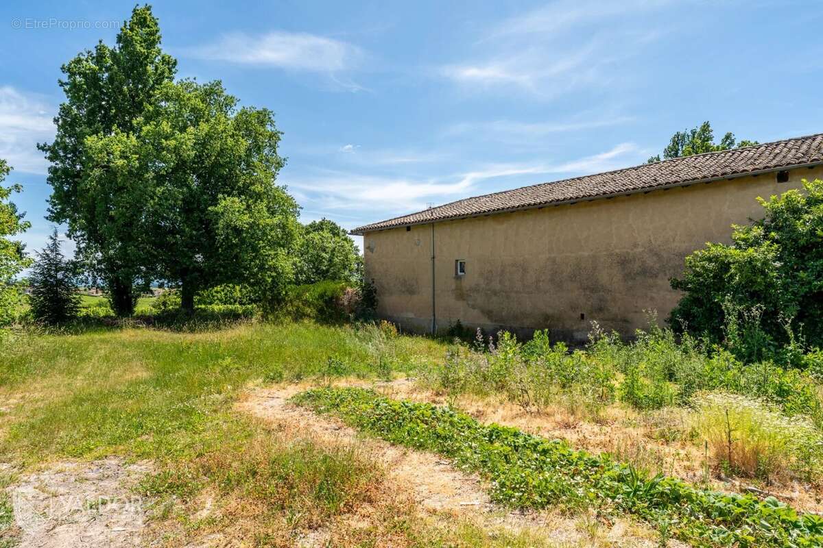 Maison à REGNIE-DURETTE