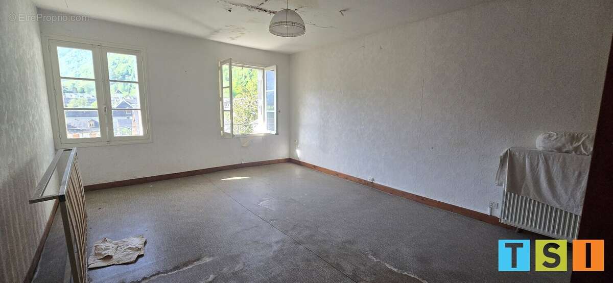 Appartement à BAGNERES-DE-LUCHON