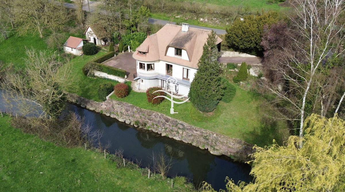 Maison à BRETTEVILLE-SUR-LAIZE