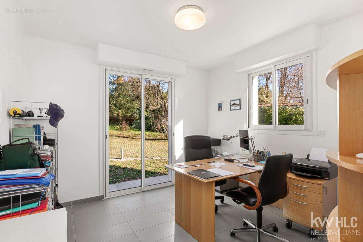 Maison à ROQUEFORT-LES-PINS