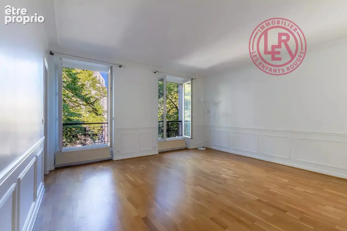 Paris 4ème - Arsenal - Appartement de 3 pièces rénové avec vue dégagée - photo 13