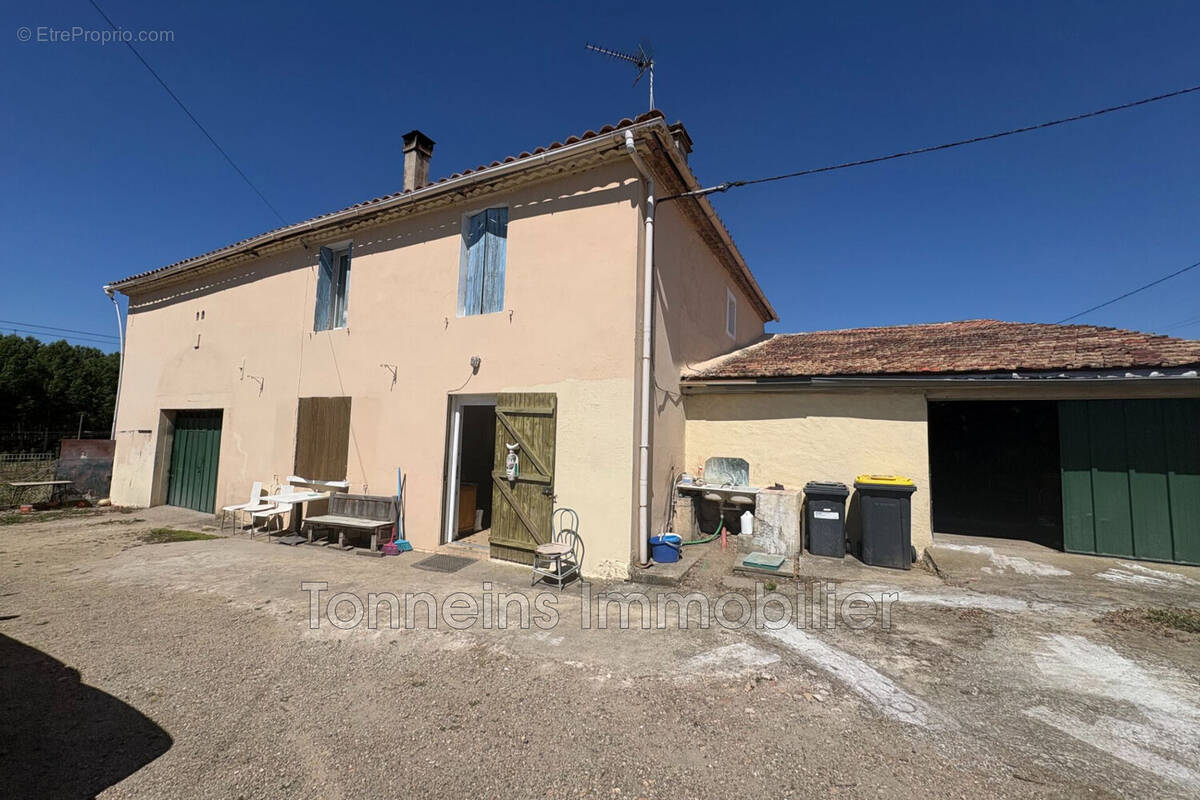 Maison à SAINTE-BAZEILLE