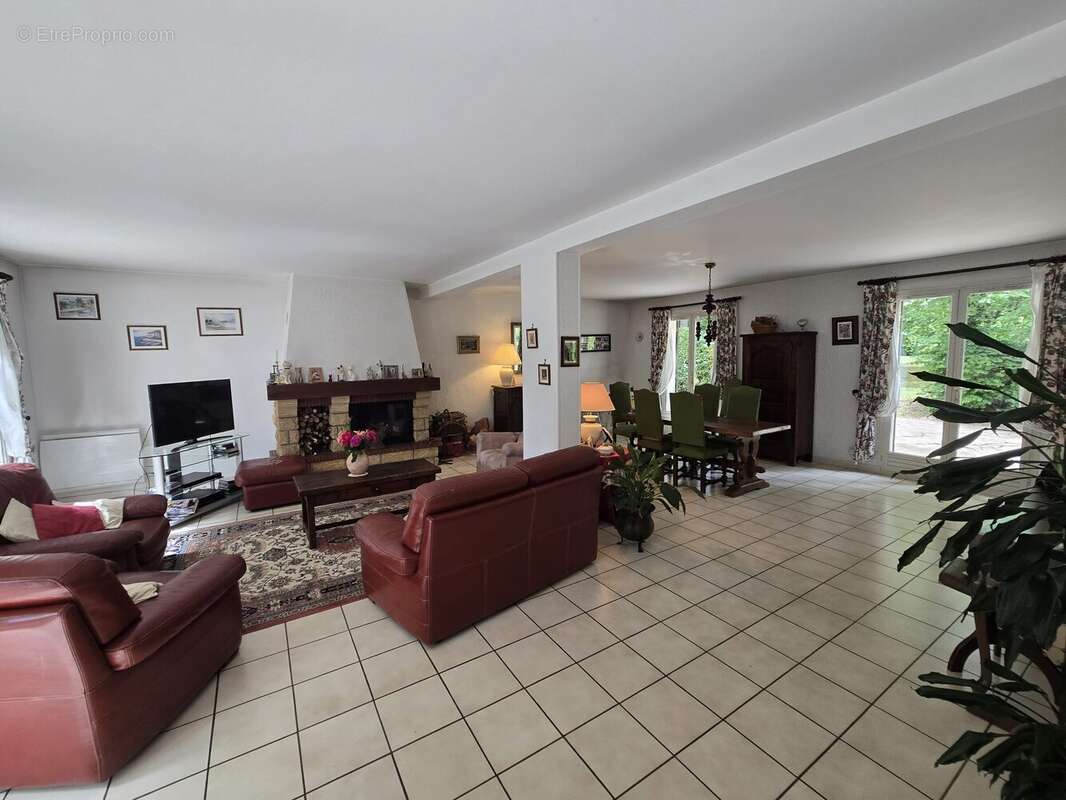 Maison à HOULBEC-COCHEREL