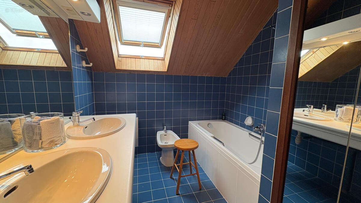 Maison à LAMPAUL-GUIMILIAU