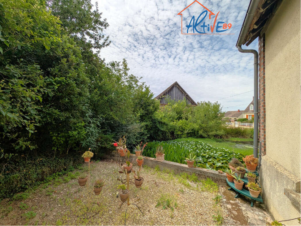 Maison à LES ORMES