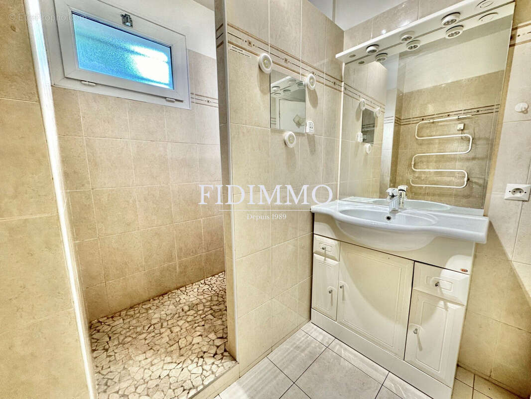 Appartement à CHENNEVIERES-SUR-MARNE