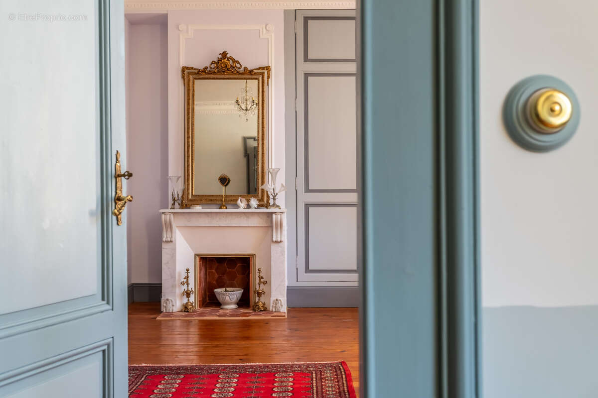 Maison à MONFLANQUIN