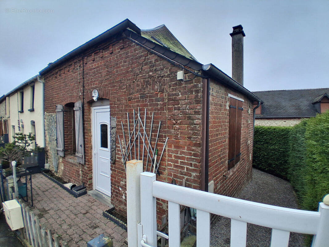 Maison à BUIRE