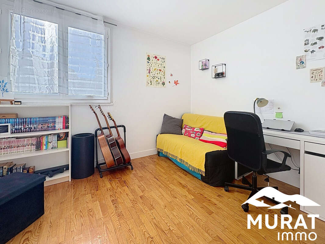 CHAMBRE 2 - Appartement à CHAMALIERES