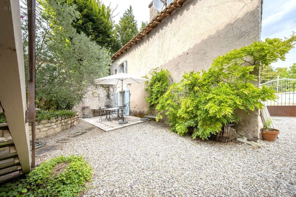 Maison de village d'exception, avec piscine à 5 min. de Cahuzac-sur-Vère - photo 18