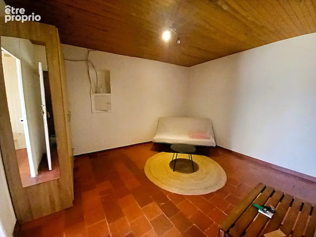 Appartement atypique avec terrasse en haute ville - photo 2