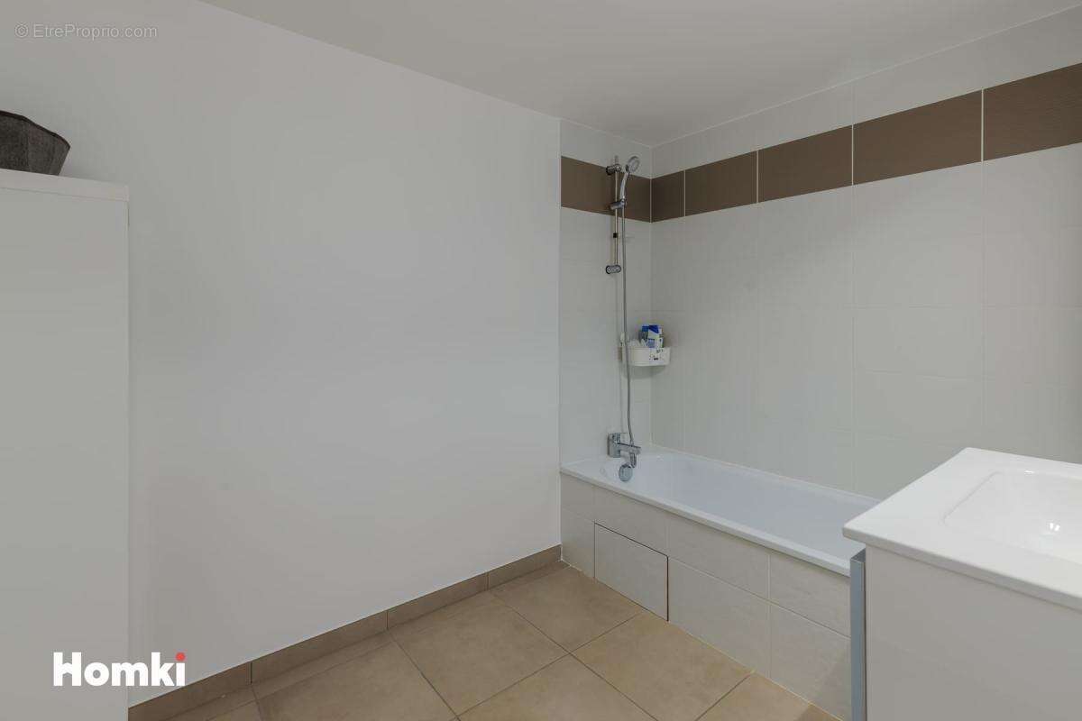 Appartement à VENISSIEUX