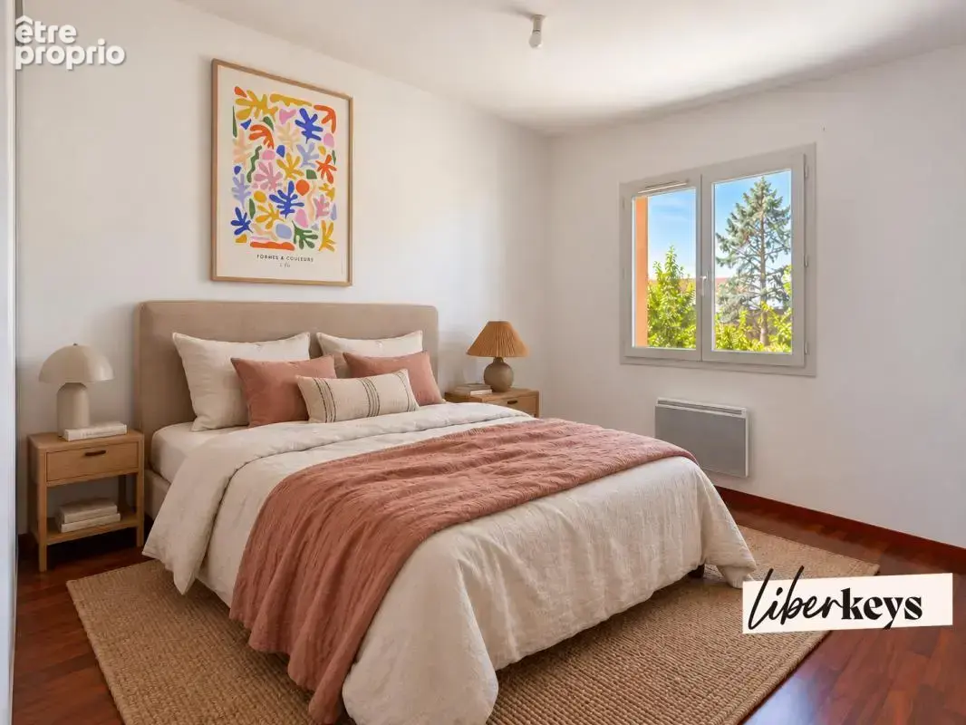 Caluire-et-Cuire – Vernay  Maison de ville 93 m² – 3 chambres – jardin - 1 box & 1 place de stationnement - photo 7