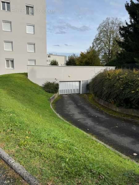 Parking à MONTBELIARD