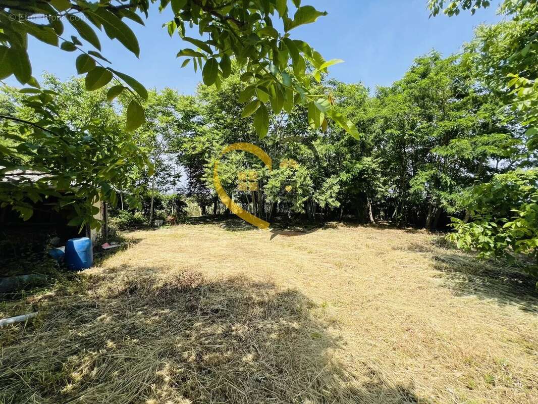 Maison à SAINT-MARTIN-SUR-OCRE