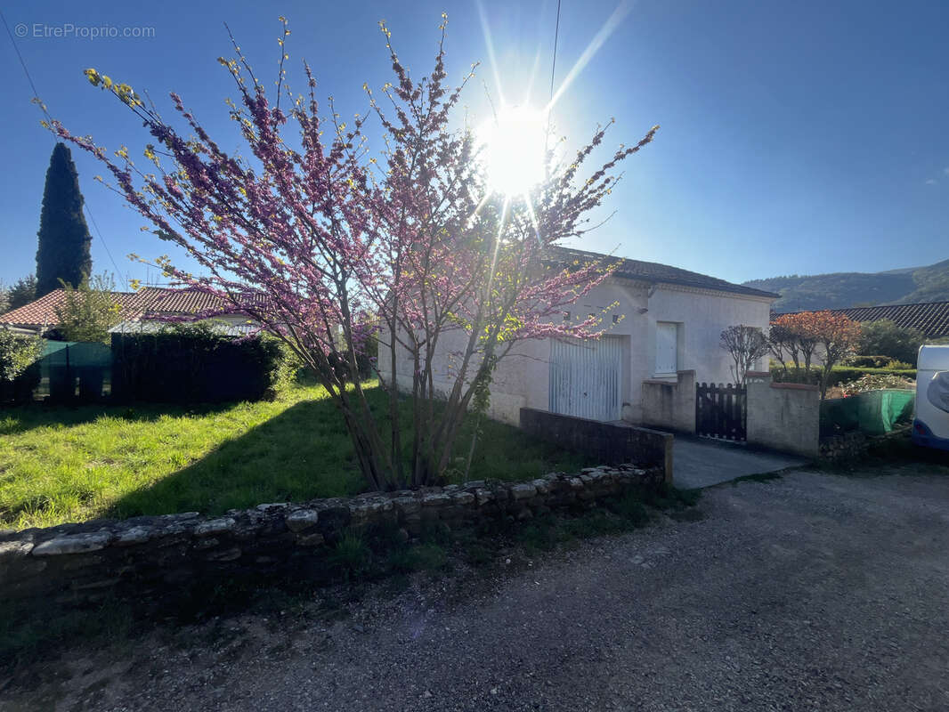 Maison à LE POUJOL-SUR-ORB