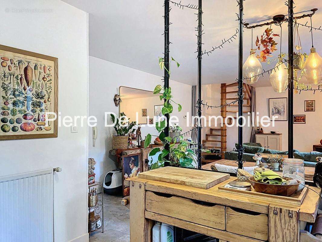 Appartement à SAINT-ETIENNE