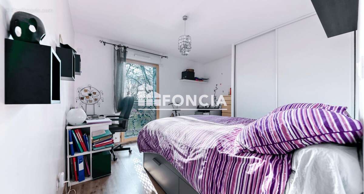 Appartement à BRON