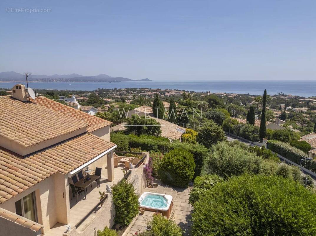 Maison à FREJUS