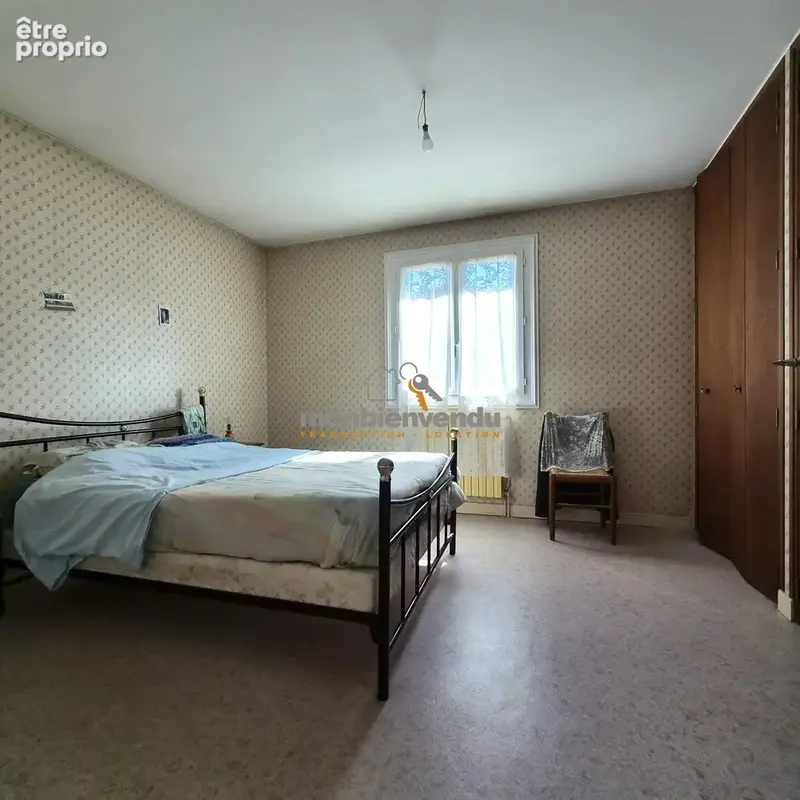 Maison 7 pièces 145 m² à vendre à Vic-Sur-Cere (15800) - photo 8