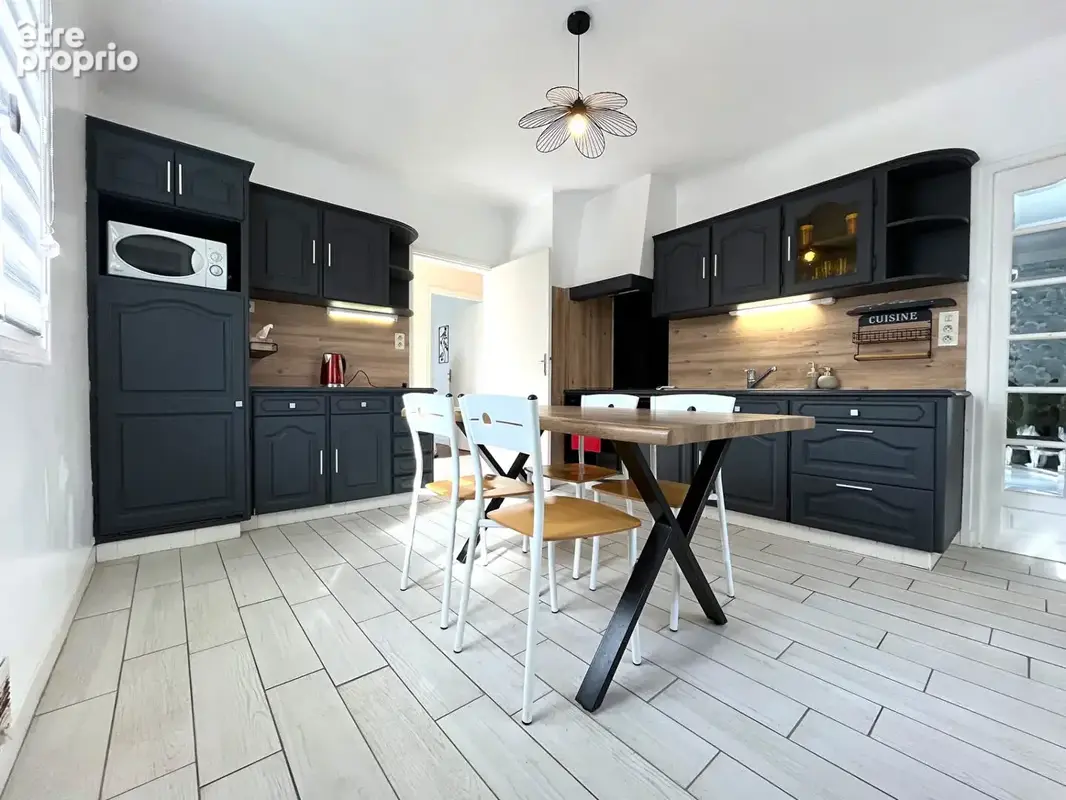 Maison Le Rouget Pers 6 pièce(s) 124 m2 - photo 3