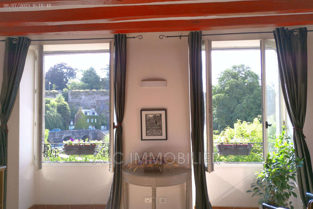 Maison à FRESNAY-SUR-SARTHE