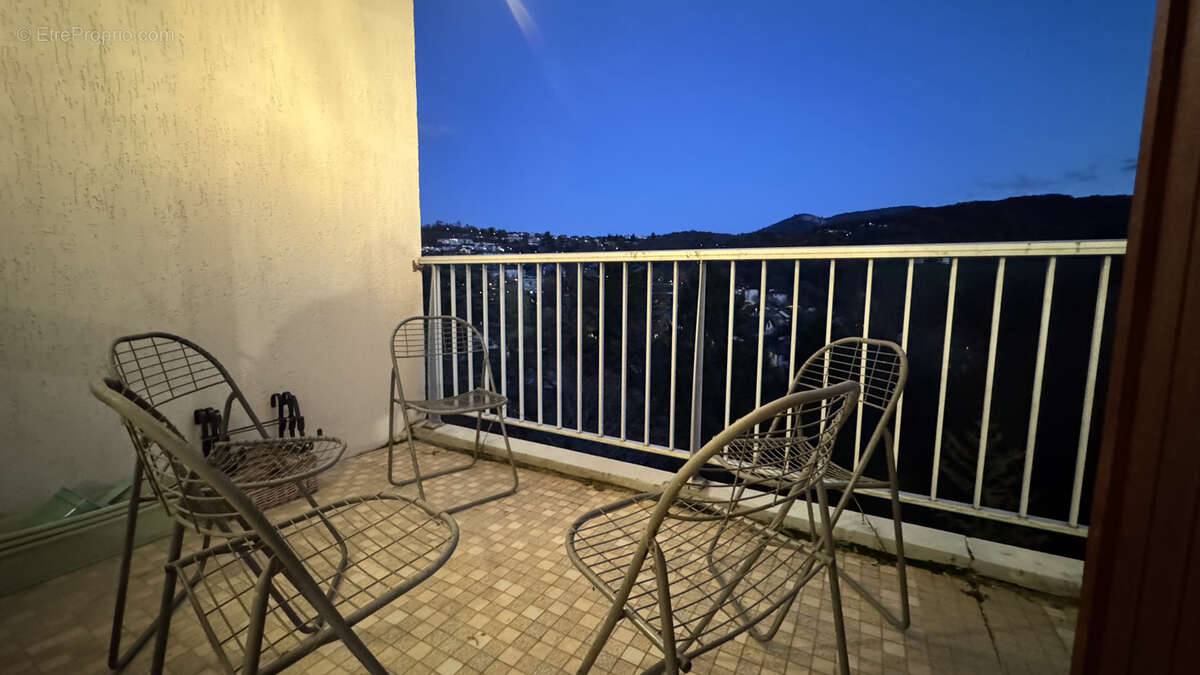 Appartement à JACOB-BELLECOMBETTE