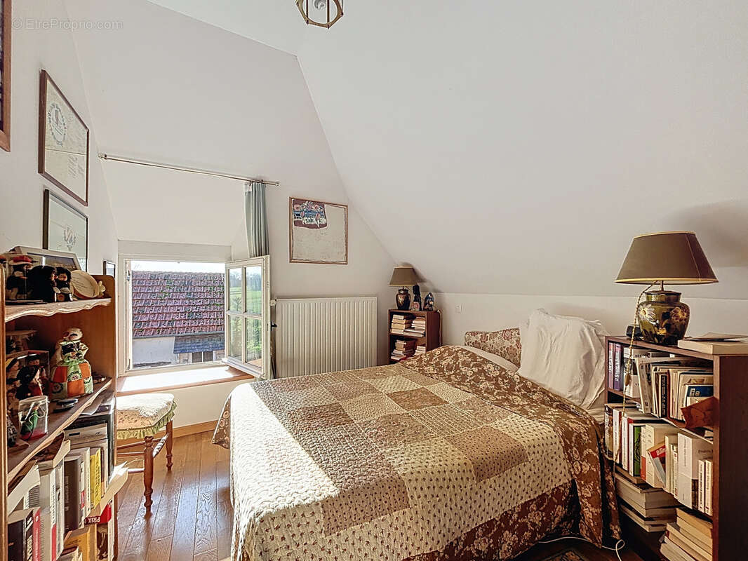 Maison à ISIGNY-SUR-MER