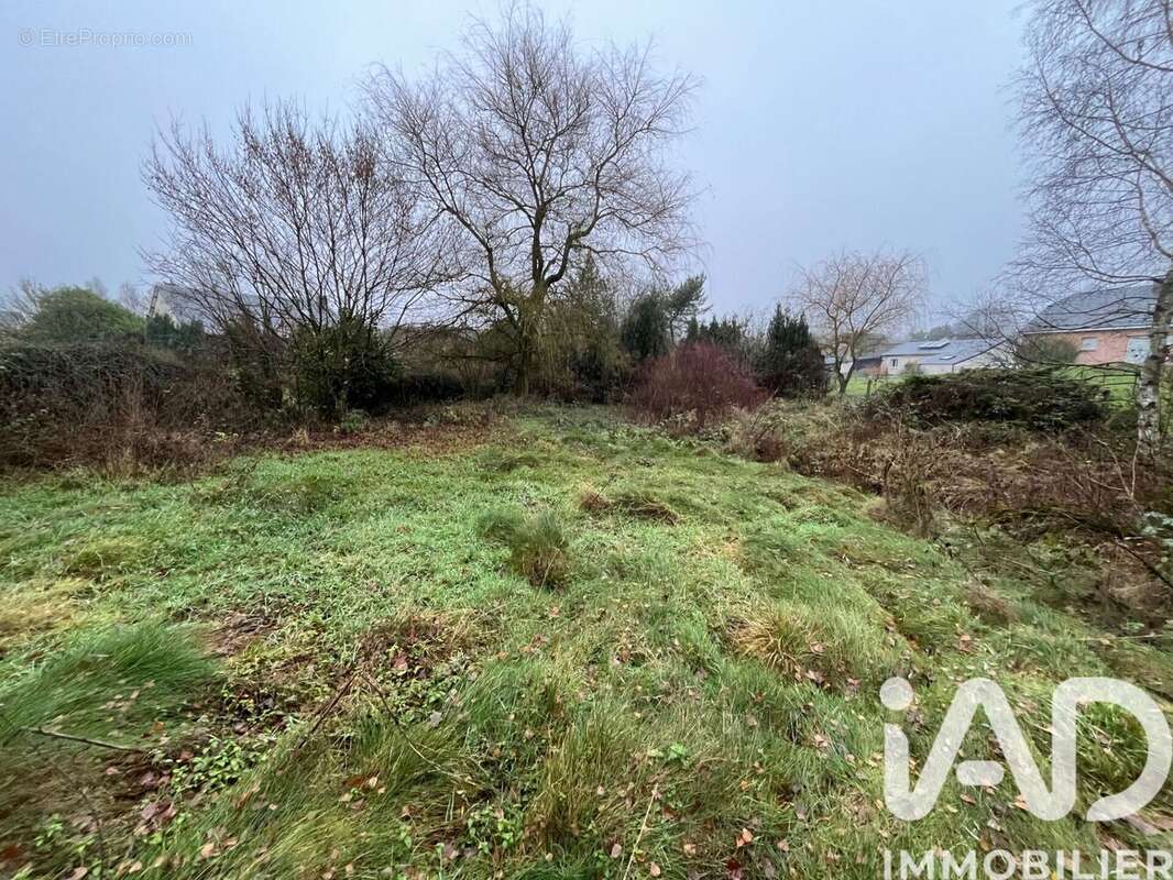 Photo 4 - Terrain à SECHEVAL