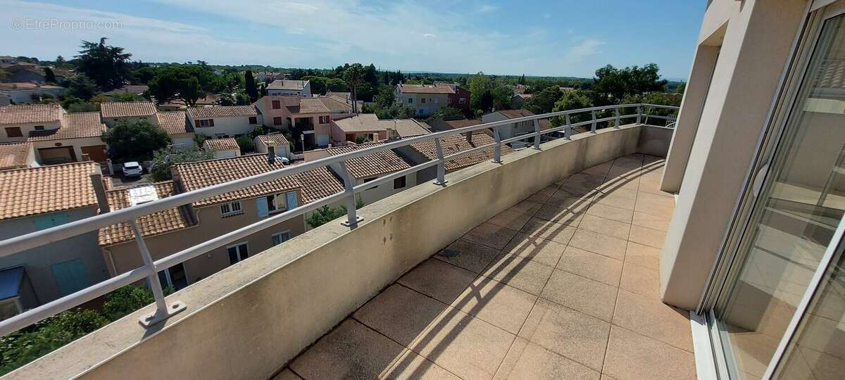 AGDE- Emplacement unique, pour ce type 3 - photo 10
