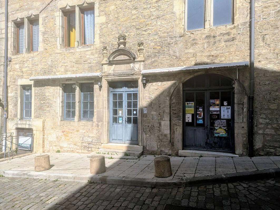 Commerce à DOLE